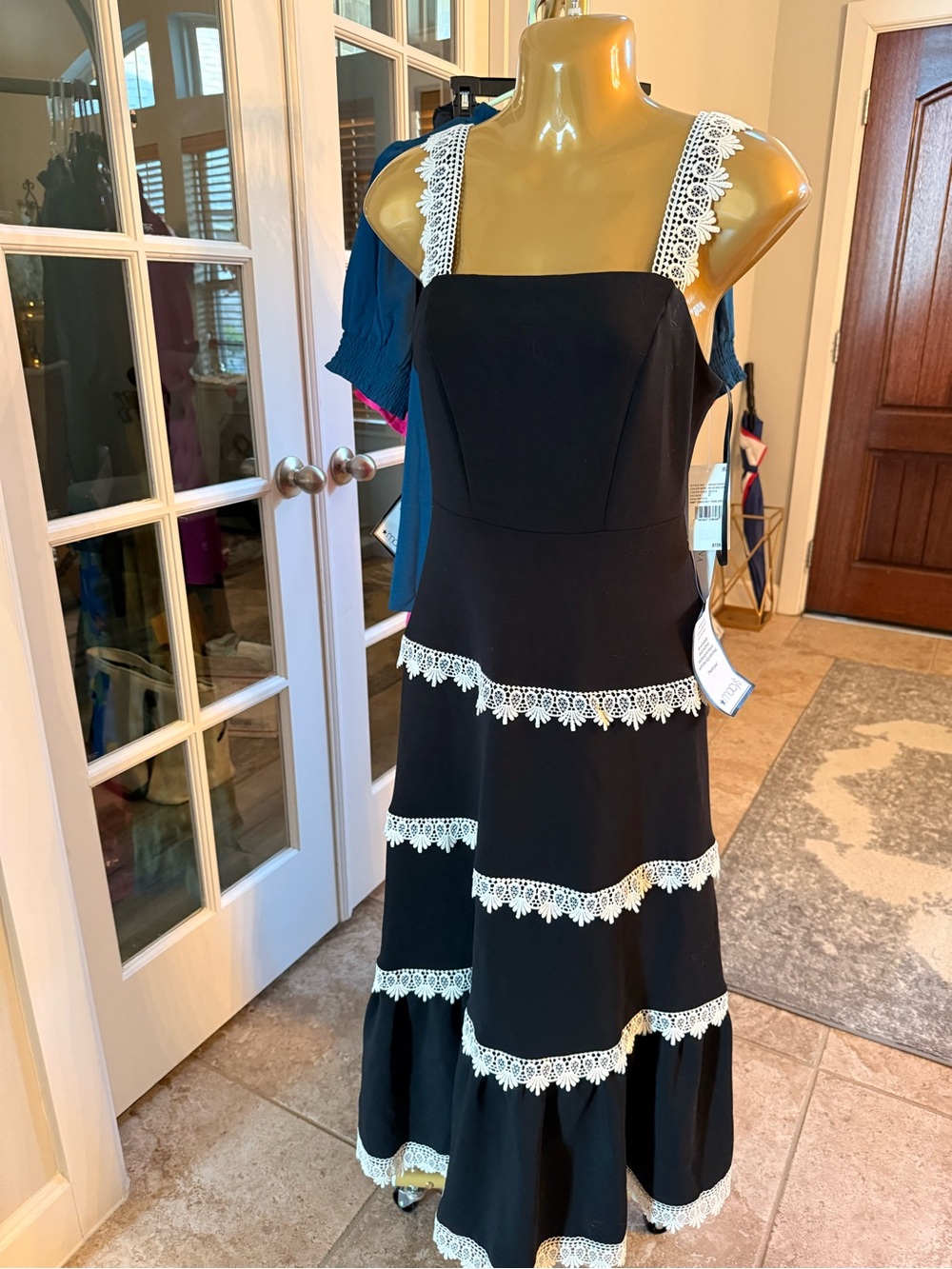 Adrianna Papell Black Maxi Dress with White Lace Trim Size 2 but very Stretchy